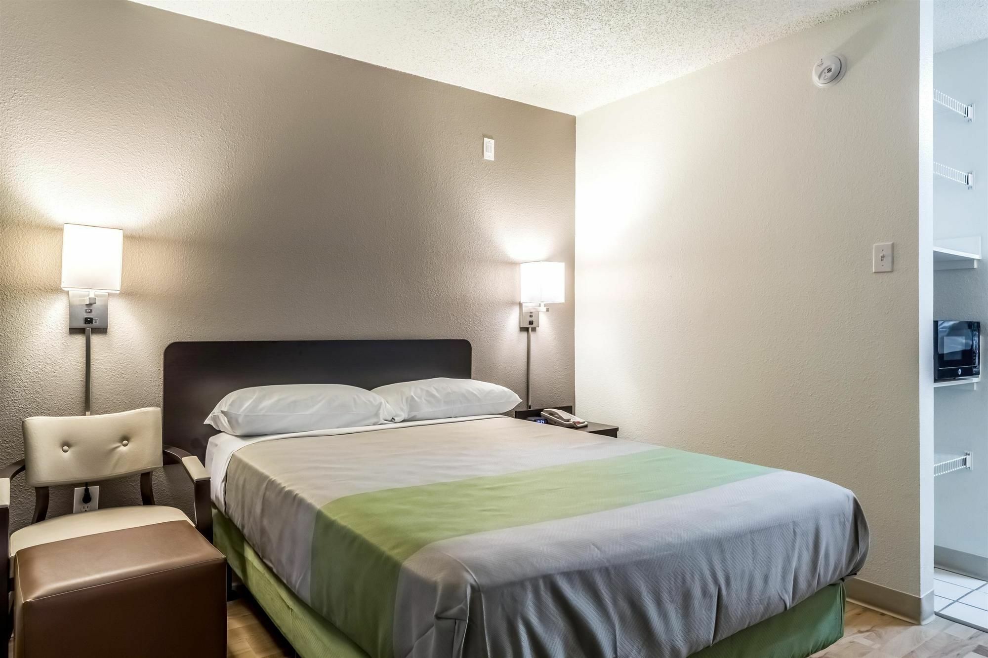 Studio 6-Dallas, Tx - Northwest Екстер'єр фото